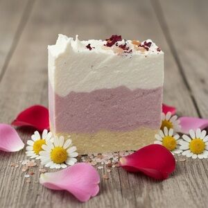 Beach Chamomile & Rose Sea Salt Soap- 4.5oz
